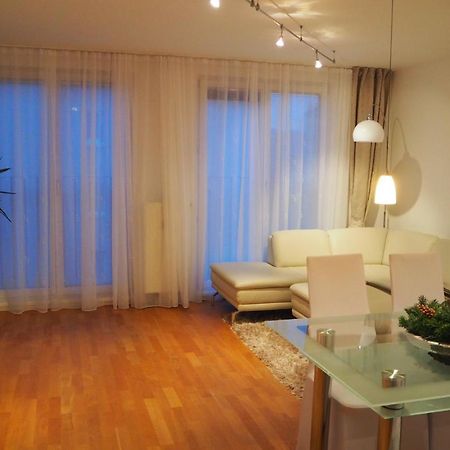 Modernes Studio-Apartment Nahe Zentrum Mit Garagenplatz เวียนนา ภายนอก รูปภาพ
