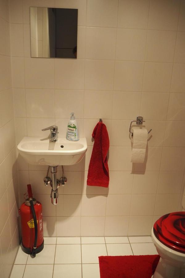Modernes Studio-Apartment Nahe Zentrum Mit Garagenplatz เวียนนา ภายนอก รูปภาพ
