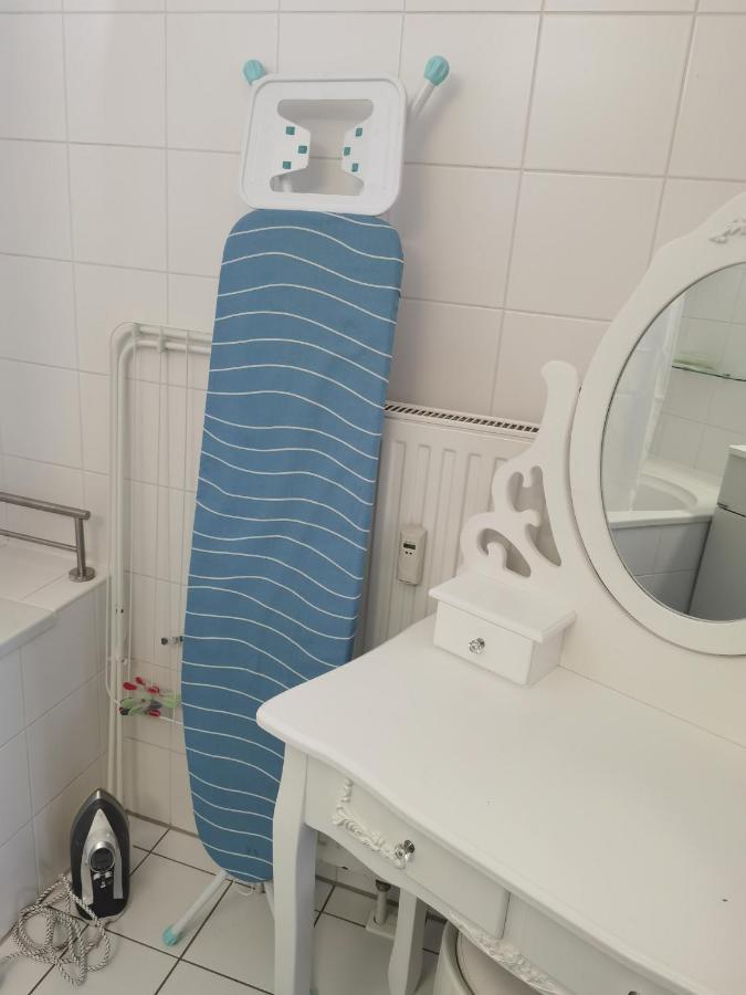 Modernes Studio-Apartment Nahe Zentrum Mit Garagenplatz เวียนนา ภายนอก รูปภาพ